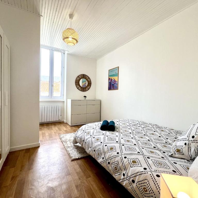 Le Bastion - Appartement avec Douche - 22