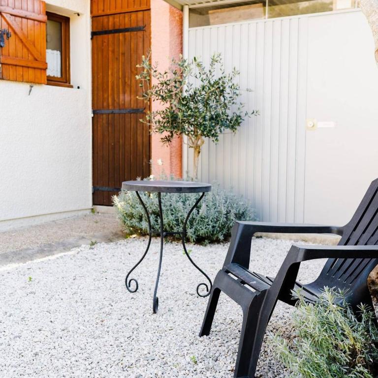 Pavillon familial à Narbonne-Plage, terrasse, solarium, parking privé, 6 couchages, proche plage - FR-1-409-97 - Villa - 9