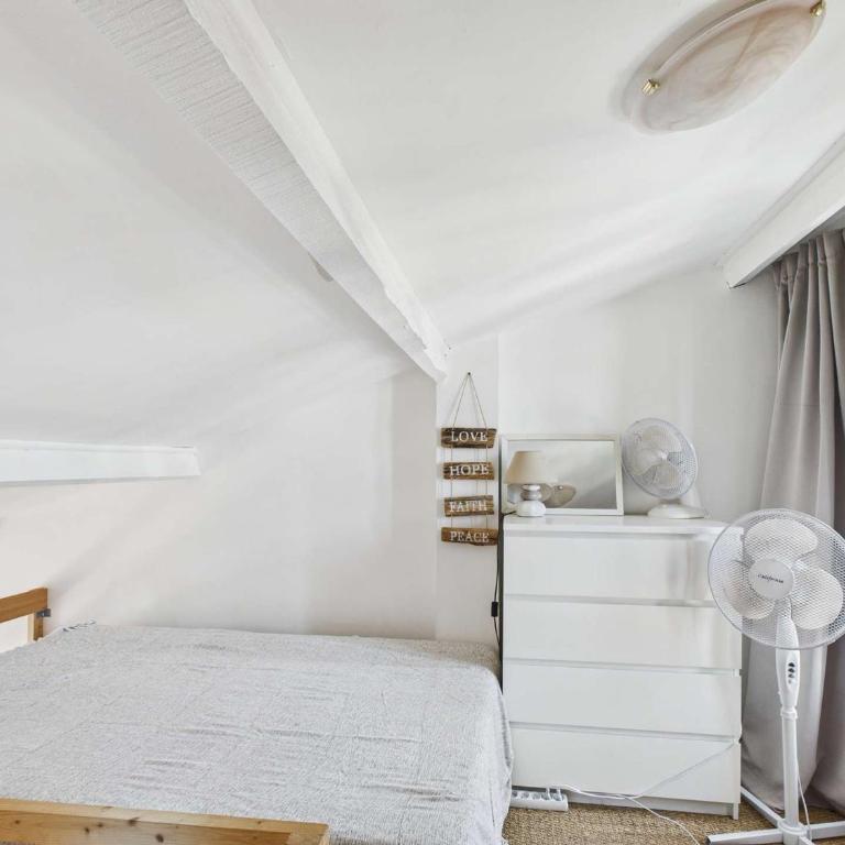 Studio mezzanine à 250m de la plage pour 4 personnes - Terrasse, animaux acceptés - Studio - 10