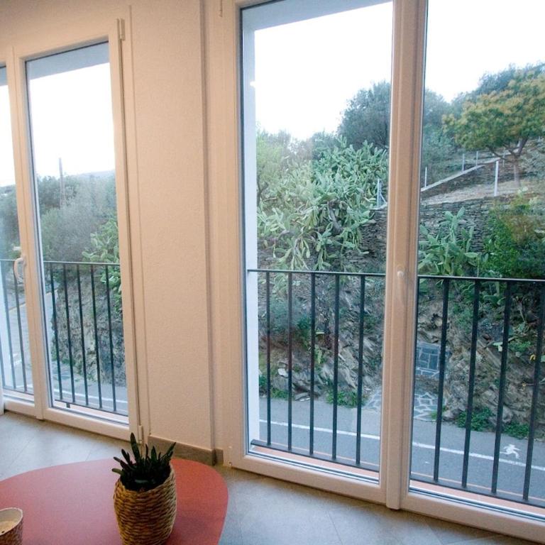 Céntrico y moderno apartamento con aparcamiento - Apartamento de 2 dormitorios - 2