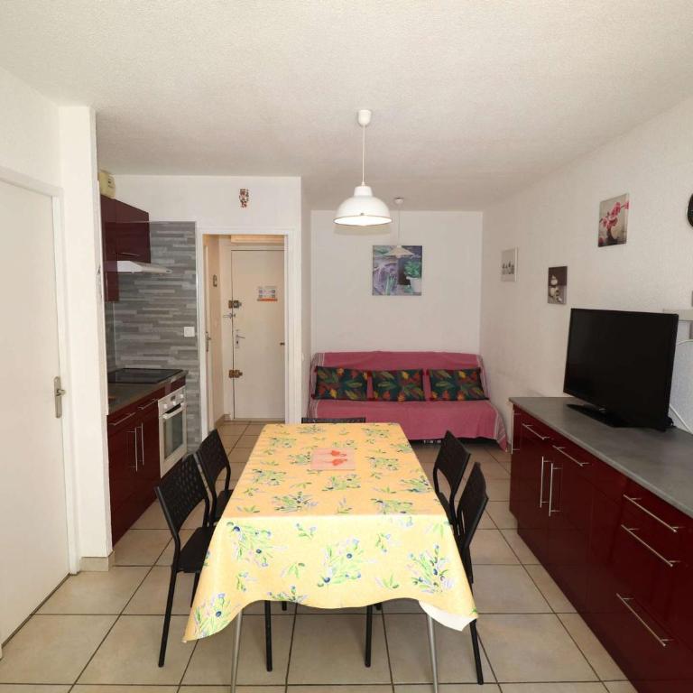 T2 RDC avec Terrasse Sud, 4 Pers, Parking - FR-1-307-187 - Apartment - 21