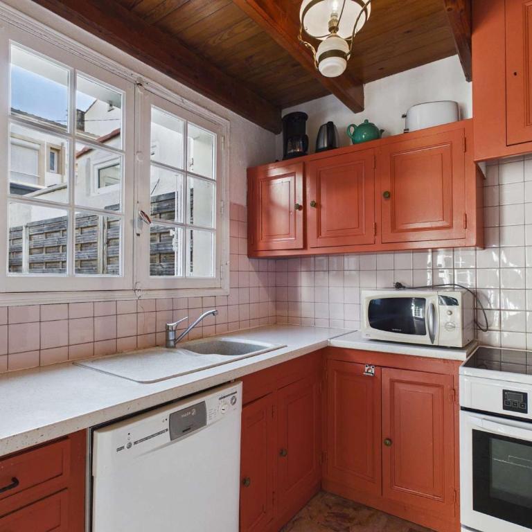 Maison spacieuse à 70m de la mer, Le Grau d'Agde - Three-Bedroom House - 10