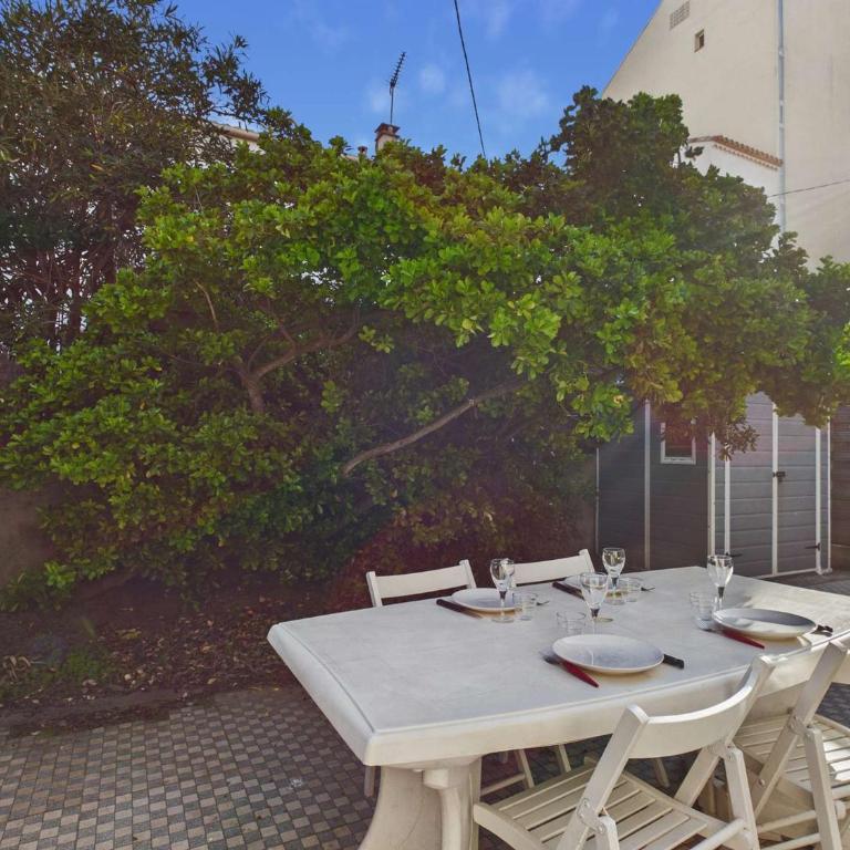Maison spacieuse à 70m de la mer, Le Grau d'Agde - Three-Bedroom House - 1