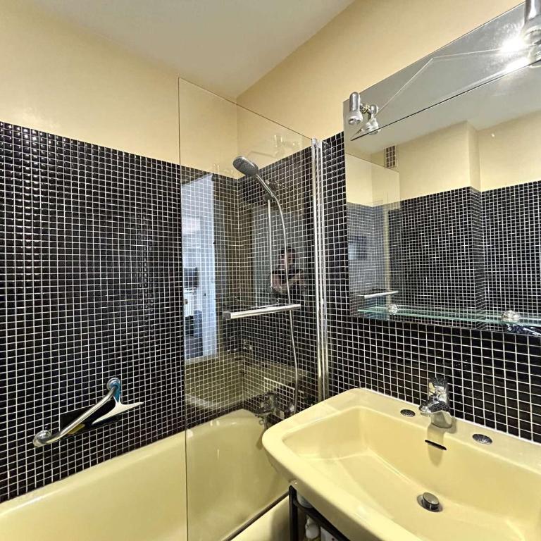La Californie, T3 - Face Mer avec terrasse - LA BAULE - LB670-012 - Appartement 2 Chambres - 17