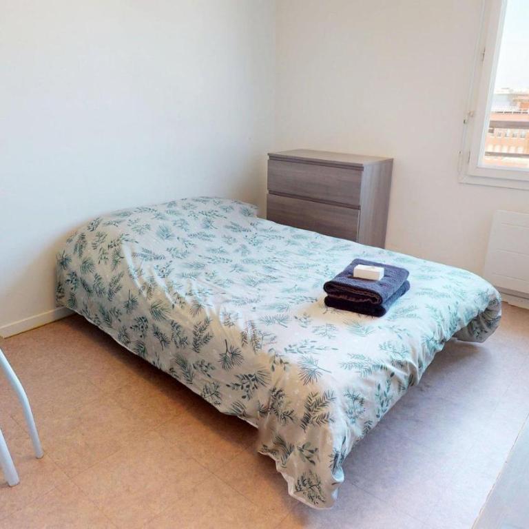 Studio Paisible 5e Rue Jean-Jacques Rousseau - One-Bedroom Apartment - 2