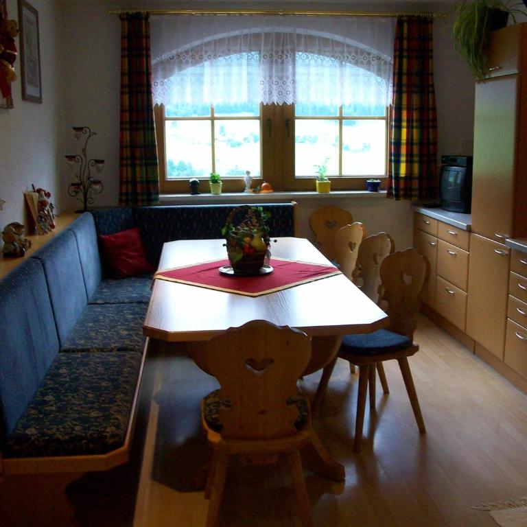 Gästehaus Flörl - Apartment mit 4 Schlafzimmern (6-10 Erwachsene) - 1