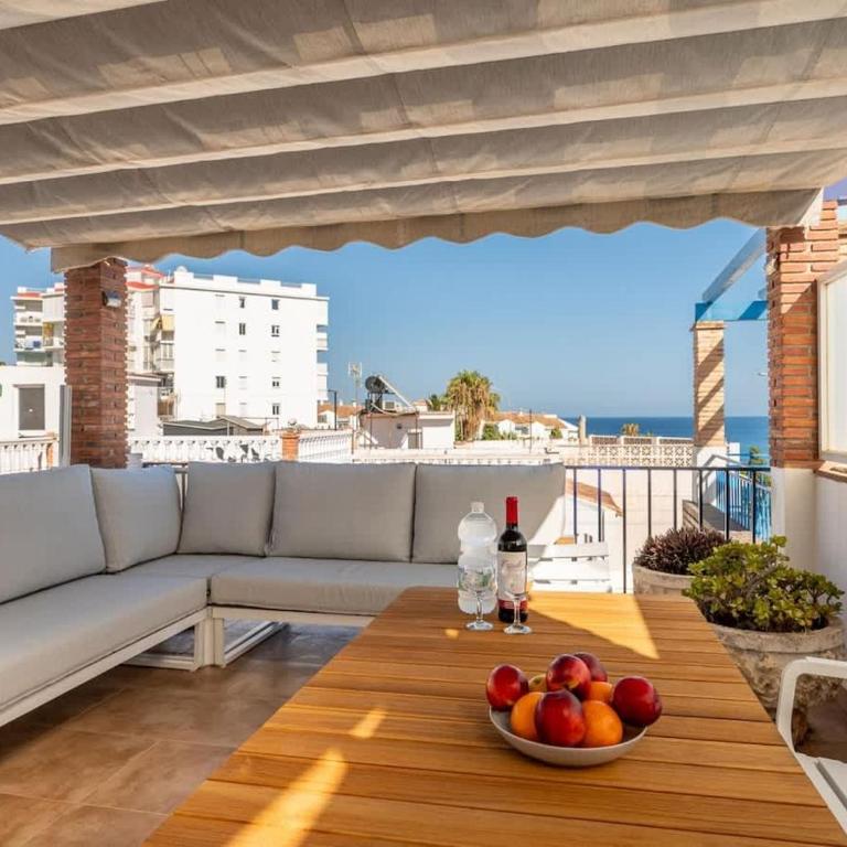 Cozy two-storey house with terrace in Nerja - Apartamento - 1