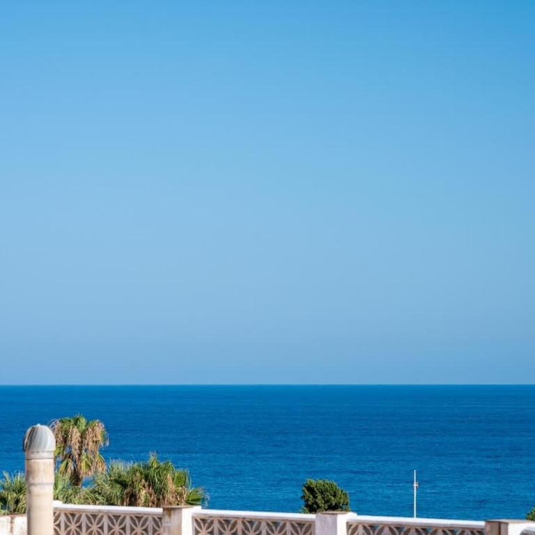 Cozy two-storey house with terrace in Nerja - Apartamento - 21