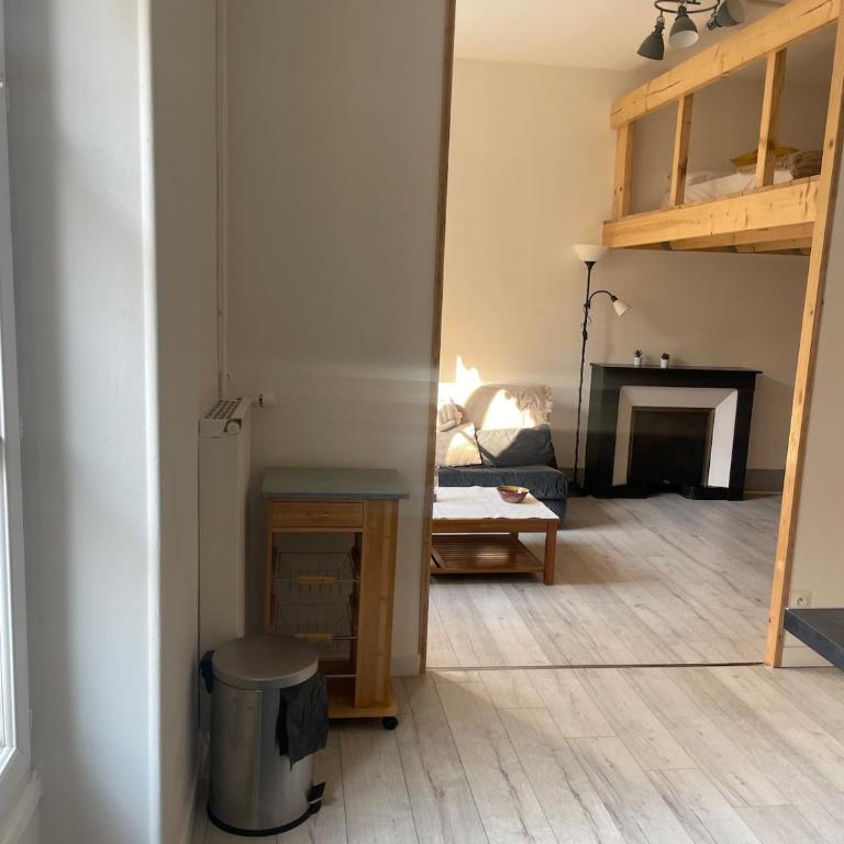 T2 Cosy mezzanine & cheminée Europole Gare IUT GEM - Two-Bedroom Apartment - 12