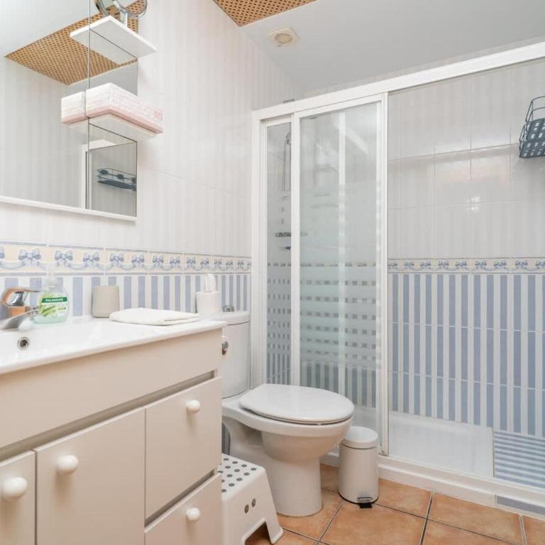 3 bedroom apartment with sea view - Apartment - 10