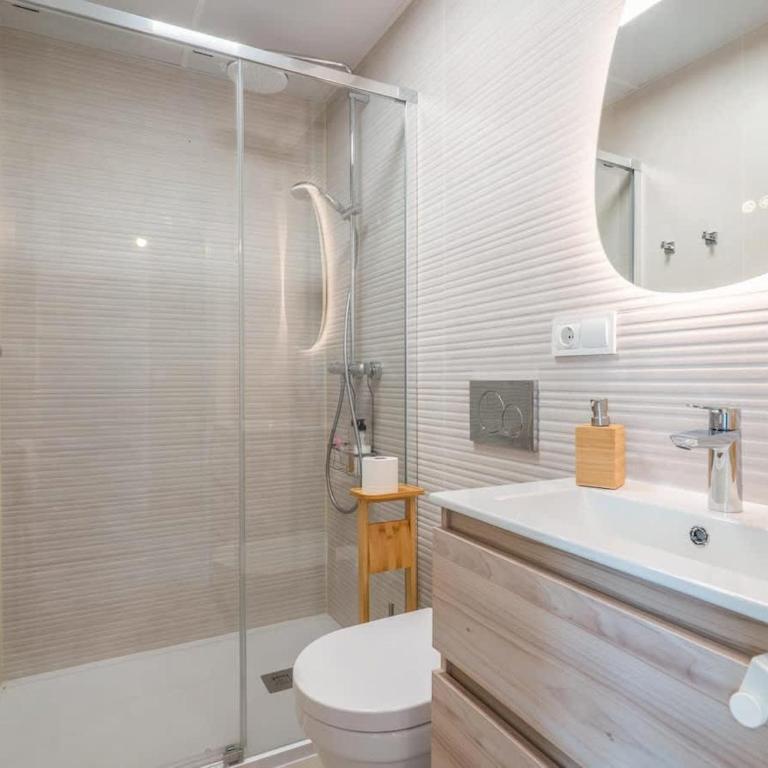 Rhythm of Andalusia 2 Bed Apartment with Sea View - Apartamento - 28