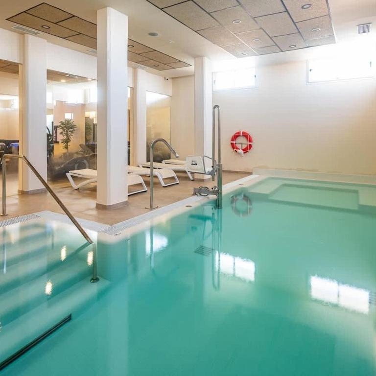 Rhythm of Andalusia 2 Bed Apartment with Sea View - Apartamento - 37