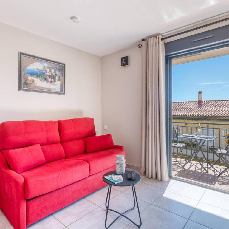 Studio rénové centre Lavandou avec terrasse - FR-1-816-10 - Appartamento - 6
