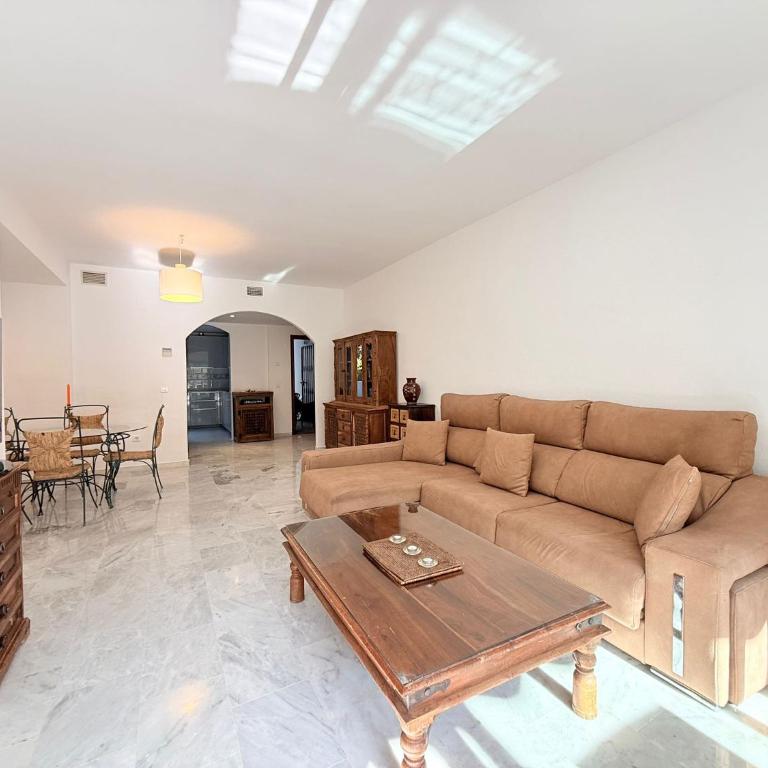 2 Bed Garden Apartment Benavista Direct Pool Access Walk to Golf, Tennis & Amenities - Apartamento de 2 dormitorios - 4