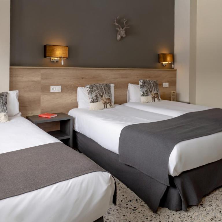 Hotel Austria by Pierre & Vacances - Habitación Triple Estándar - 3