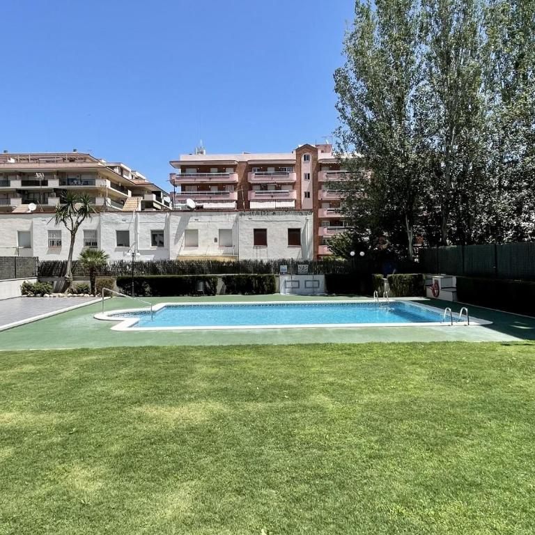 APARTBEACH CHLOE CON GRAN TERRAZA JUNTO PLAYA - Apartment - 2