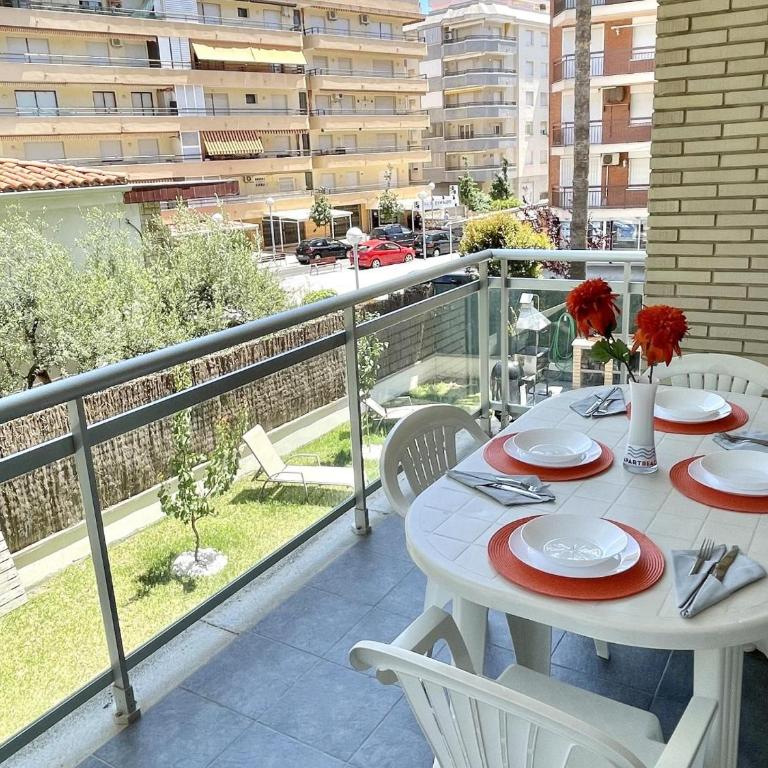 APARTBEACH CHLOE CON GRAN TERRAZA JUNTO PLAYA - Apartment - 9