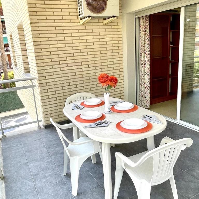 APARTBEACH CHLOE CON GRAN TERRAZA JUNTO PLAYA - Apartment - 10