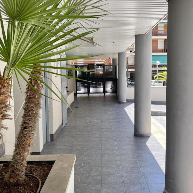 APARTBEACH CHLOE CON GRAN TERRAZA JUNTO PLAYA - Apartment - 33