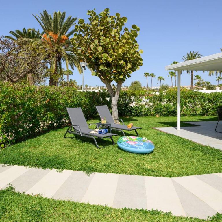 Villa Guerrero - Terraza y acceso a piscina común - Two-Bedroom Villa - 7