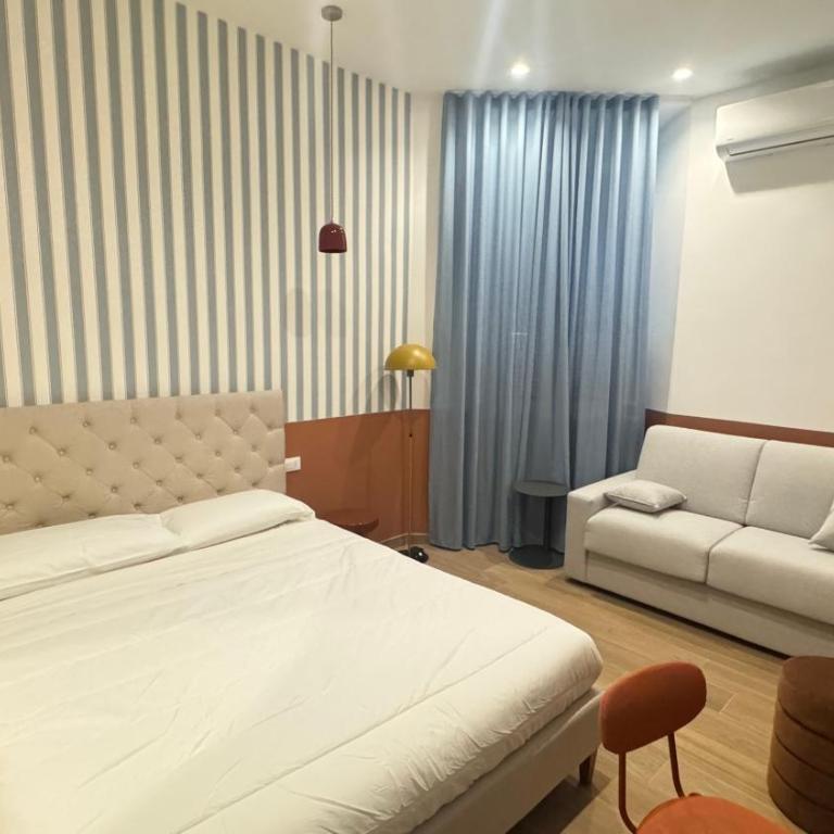Bloom Home - Camera Familiare con Bagno Privato - 9