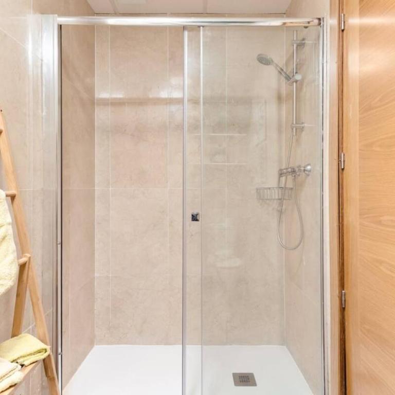 Central Studio, 3 min to Calle Larios, Ideal for Exploring Málaga - Apartamento de 1 dormitorio - 8