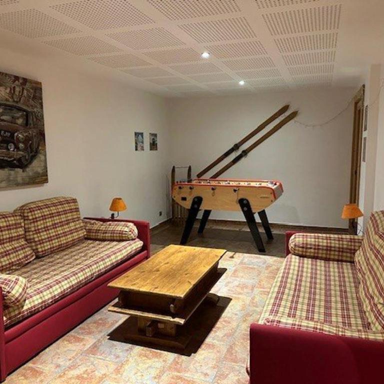Confortable chalet 12 personnes avec WiFi et parking, près des pistes - Chalet mit 3 Schlafzimmern - 23