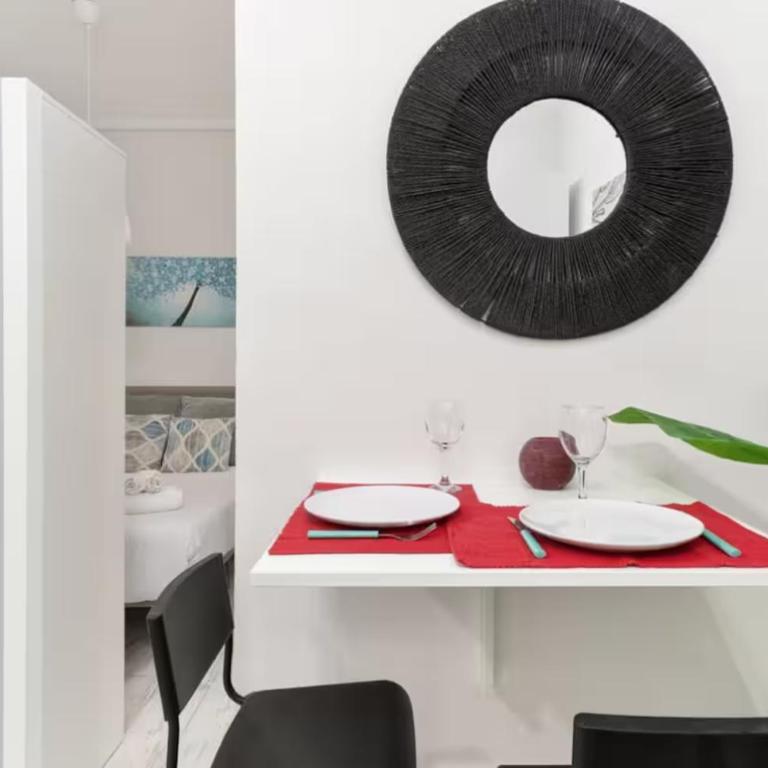 Central Studio, 3 min to Calle Larios, Ideal for Exploring Málaga - Apartamento de 1 dormitorio - 7