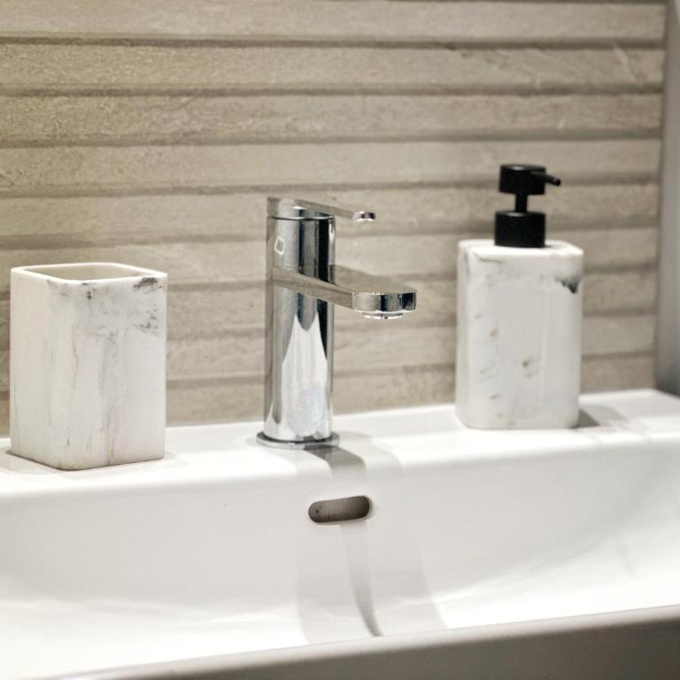 Studio équipé pour 2 personnes port olonna - Appartamento con 1 Camera da Letto - 13