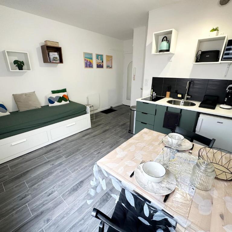 Studio équipé pour 2 personnes port olonna - Appartamento con 1 Camera da Letto - 10