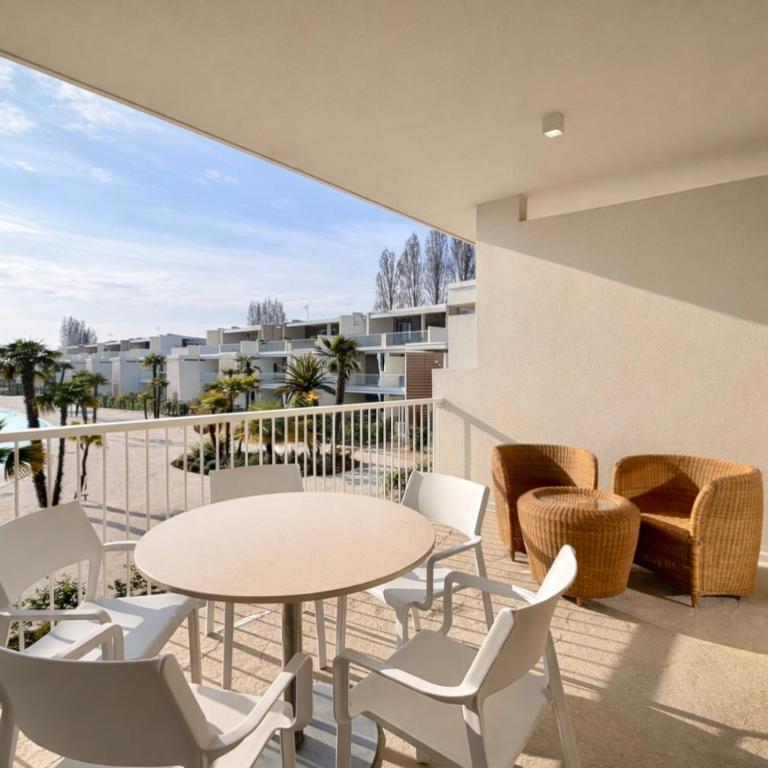 Residence Wave Island - Carraro Immobiliare - Family Apartments - Appartamento con 2 Camere da Letto - 1