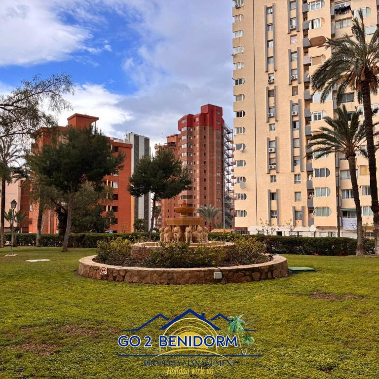 Playmon Patrick Paradise - Apartamento con vistas a la ciudad - 1