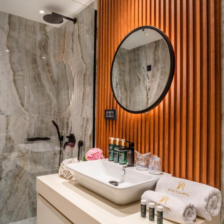 Boutique Hotel Villa Royal - Standard Double Room - 4