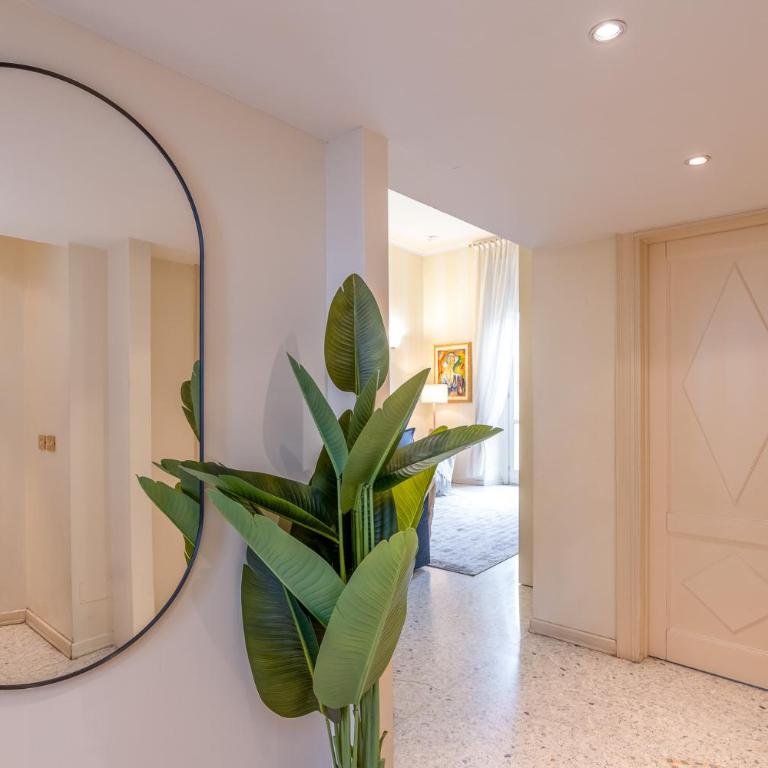 Three-room flat with balcony in Porta Romana - Appartamento con 2 Camere da Letto - 9