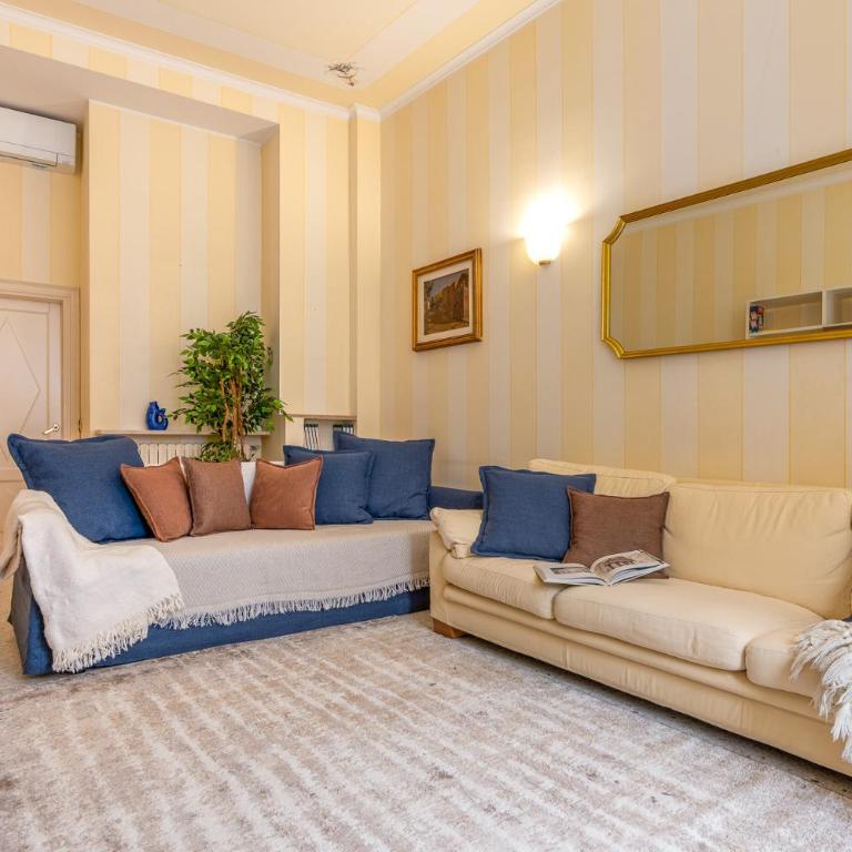 Three-room flat with balcony in Porta Romana - Appartamento con 2 Camere da Letto - 10
