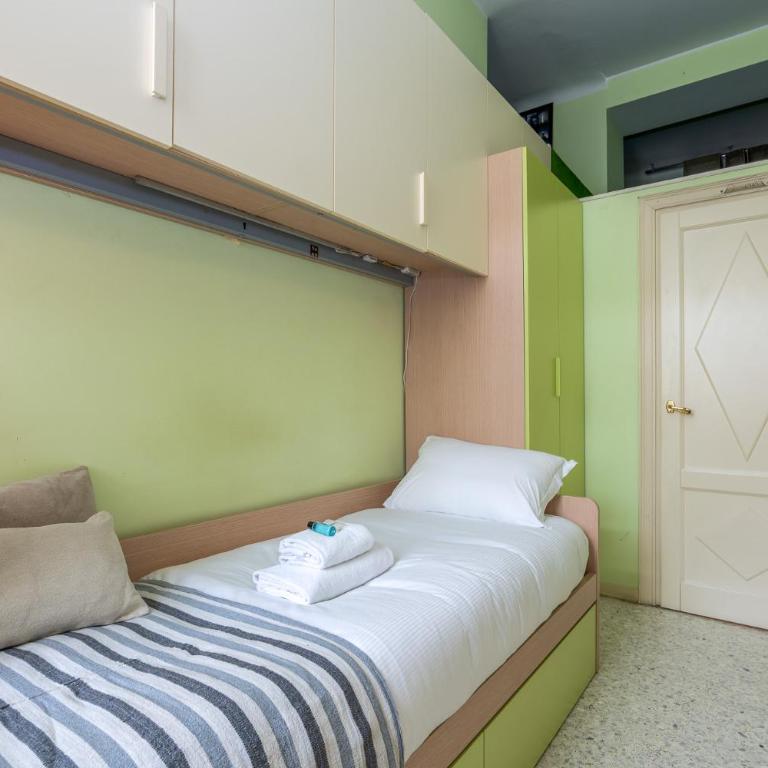 Three-room flat with balcony in Porta Romana - Appartamento con 2 Camere da Letto - 31