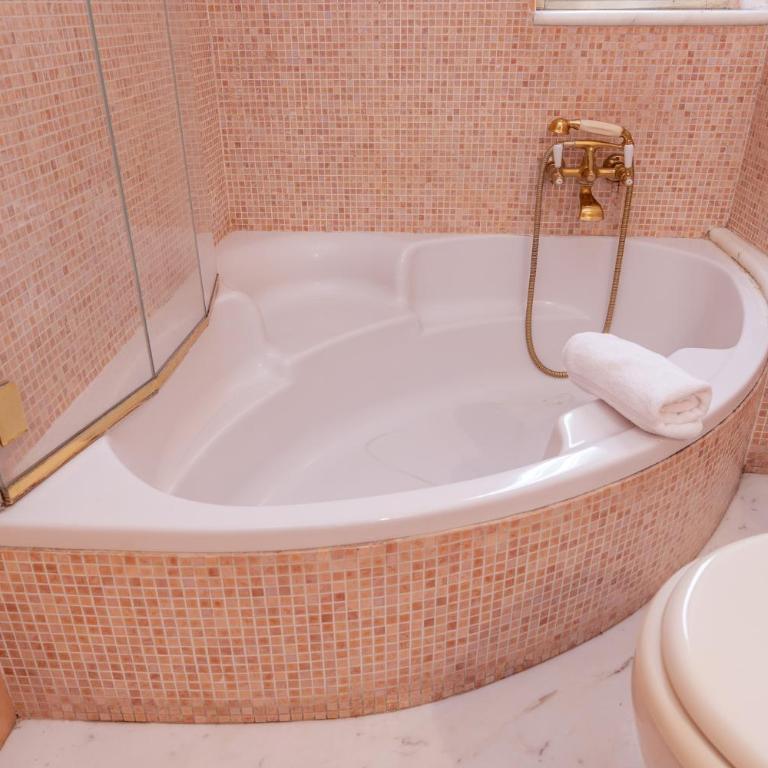 Three-room flat with balcony in Porta Romana - Appartamento con 2 Camere da Letto - 41