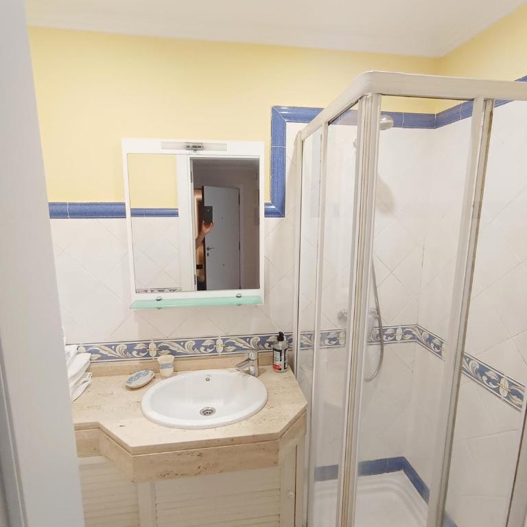 Precioso ático con vistas a pie de playa - Apartamento de 2 dormitorios - 14