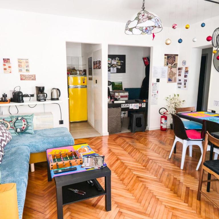 Hostel Budva - Četvorokrevetna Mešovita Spavaonica - 5