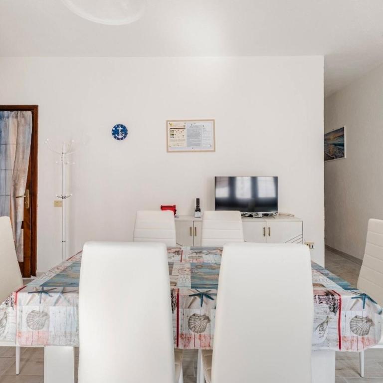 Maria Apartment - Two-Bedroom Apartment - 4