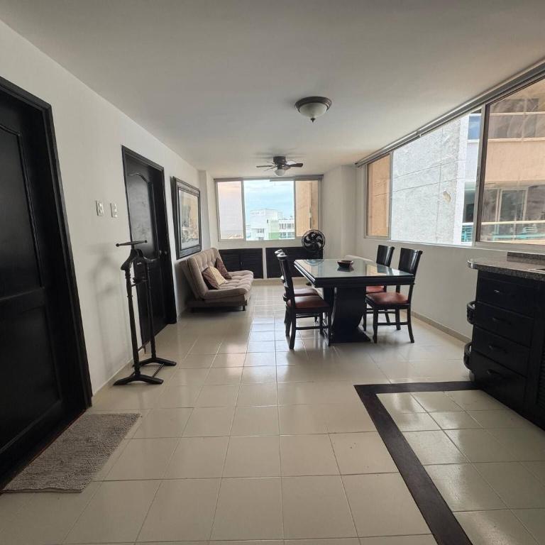 El Laguito Beach Cartagena - Apartment - 11