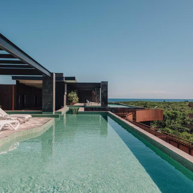 BT Homes - Tulum, Moderno cerca del mar con piscina y balcón - Apartamento con vistas y balcón - 1