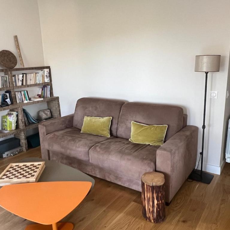 T2 calme, lumineux, entre océan et forêt - Apartment mit 1 Schlafzimmer und Balkon - 3