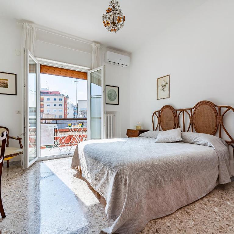 15 min From Old Town & Train Station WiFi 5 Star - Appartamento con 2 Camere da Letto - 5