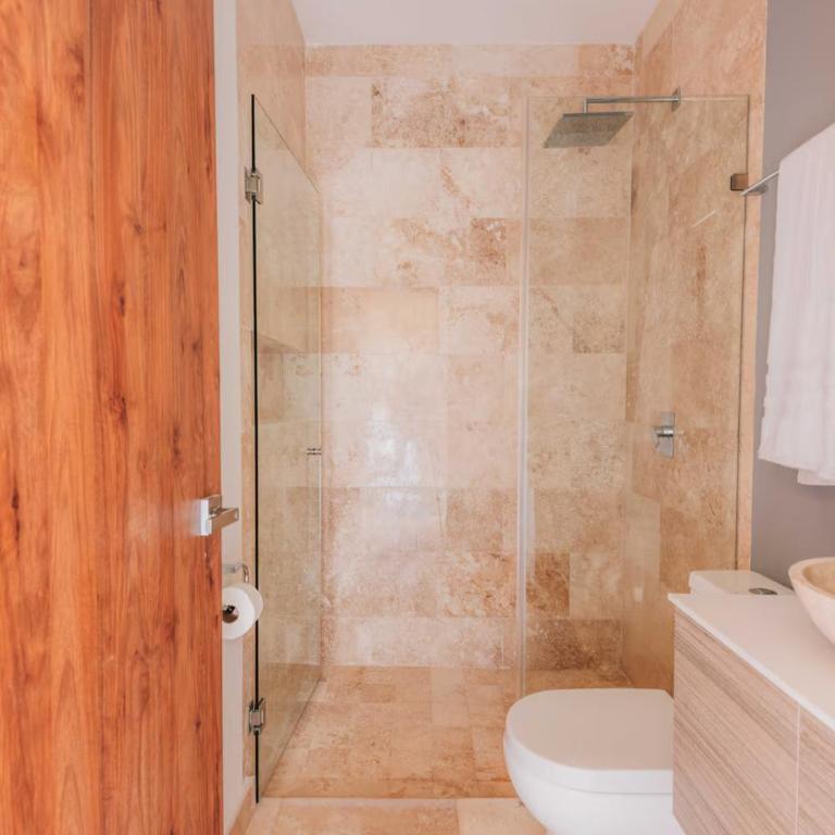 BT Homes - Tulum, Moderno cerca del mar con piscina y balcón - Apartamento con vistas y balcón - 22