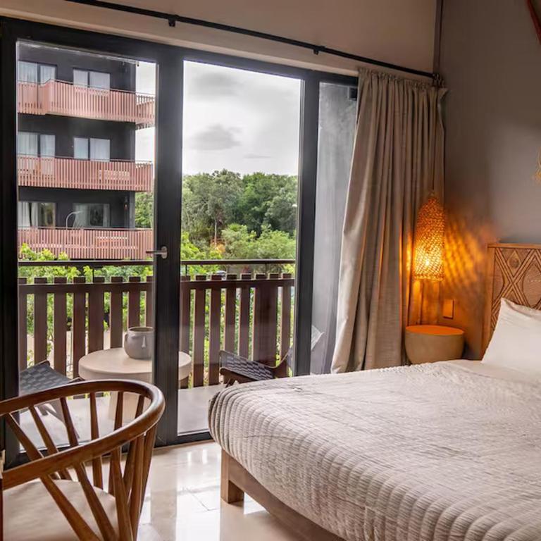 BT Homes - Tulum, Moderno cerca del mar con piscina y balcón - Apartamento con vistas y balcón - 7