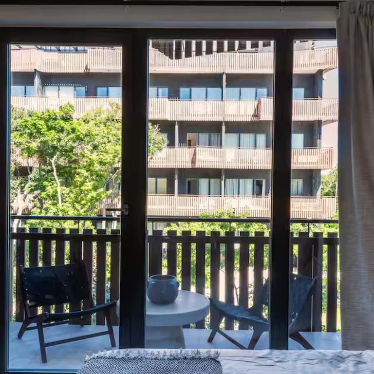 BT Homes - Tulum, Moderno cerca del mar con piscina y balcón - Apartamento con vistas y balcón - 25