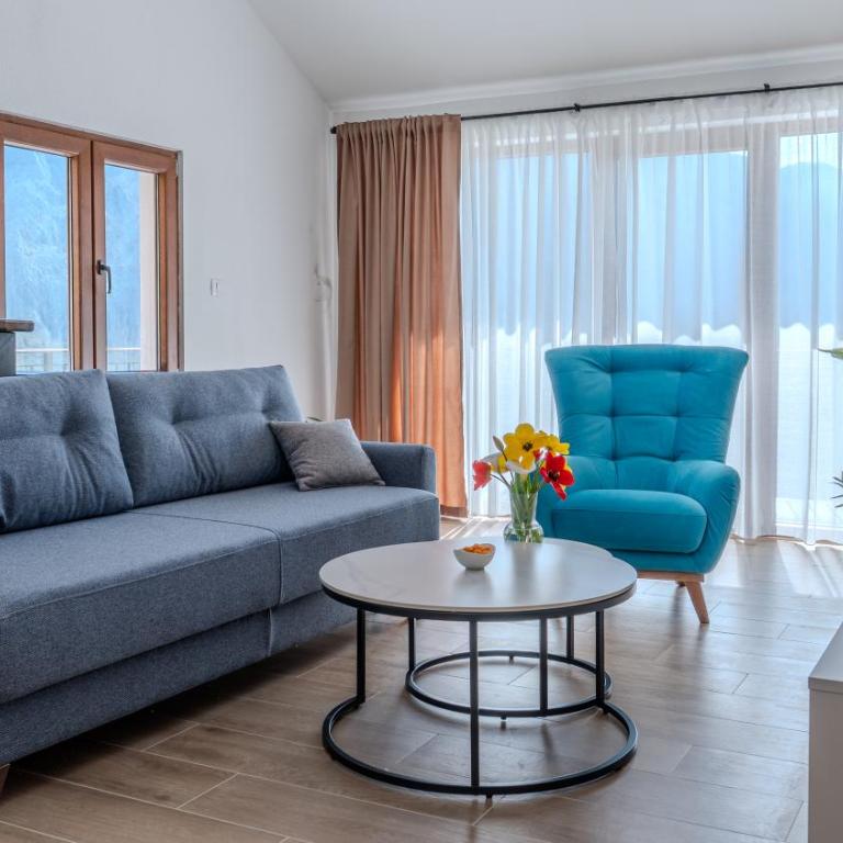 Hill House Orahovac - Two-Bedroom Apartment - 10