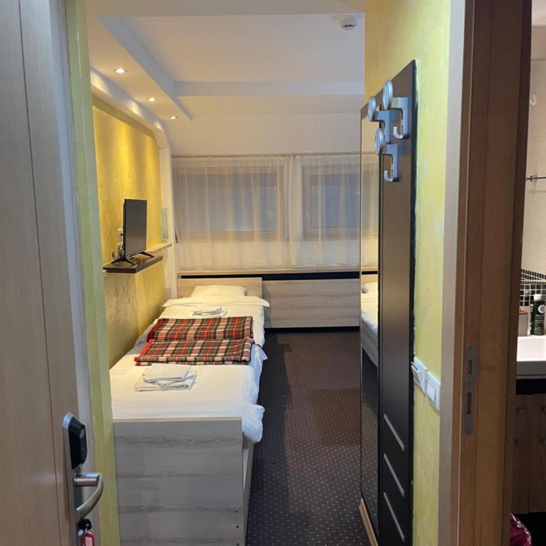 Apartmani Brvenik 209 - One-Bedroom Apartment - 4