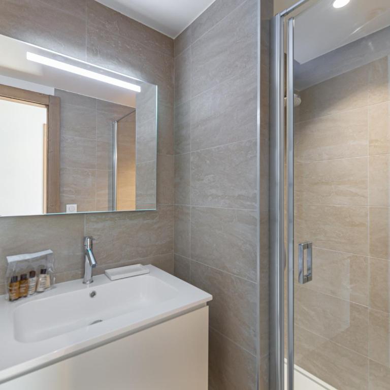 Penthouse lumineux avec piscine à Megève, pour 10 personnes - FR-1-569-68 - Appartement - 7